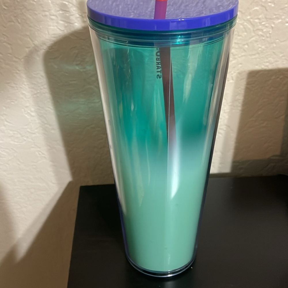 Starbucks Tumbler Cup - Picture 4 of 5